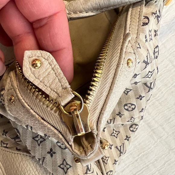 LOUIS VUITTON limited edition crossbody monogram Croisette cloth canvas bag. - Picture 8 of 17